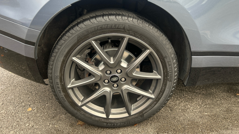 Land Rover Range Rover Velar 2.0 D200 R-Dynamic HSE 5dr Auto Diesel Estate